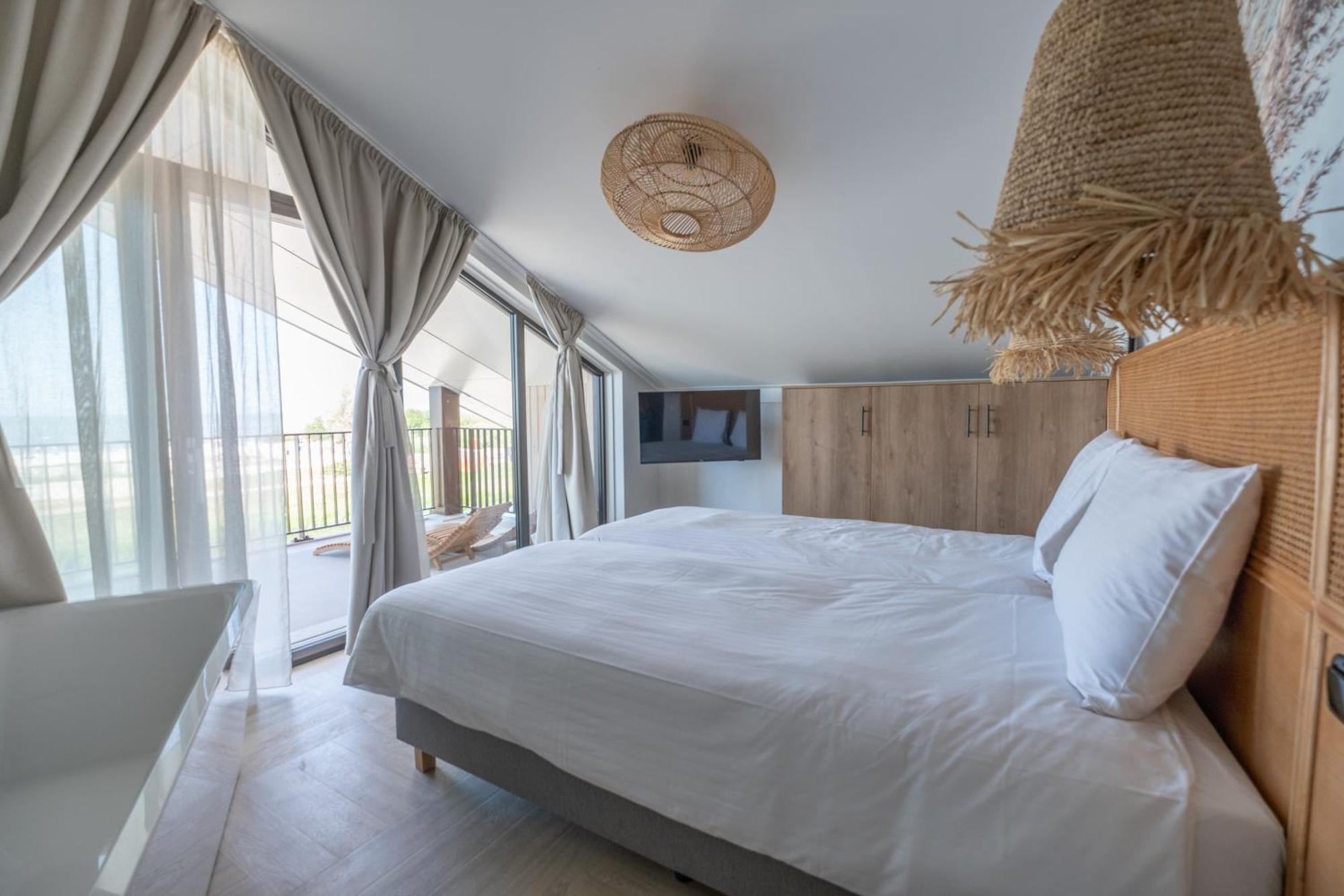 Marinapark Beach Resort Soal Воркум Экстерьер фото